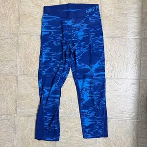 Nike Blue capri length Leggings